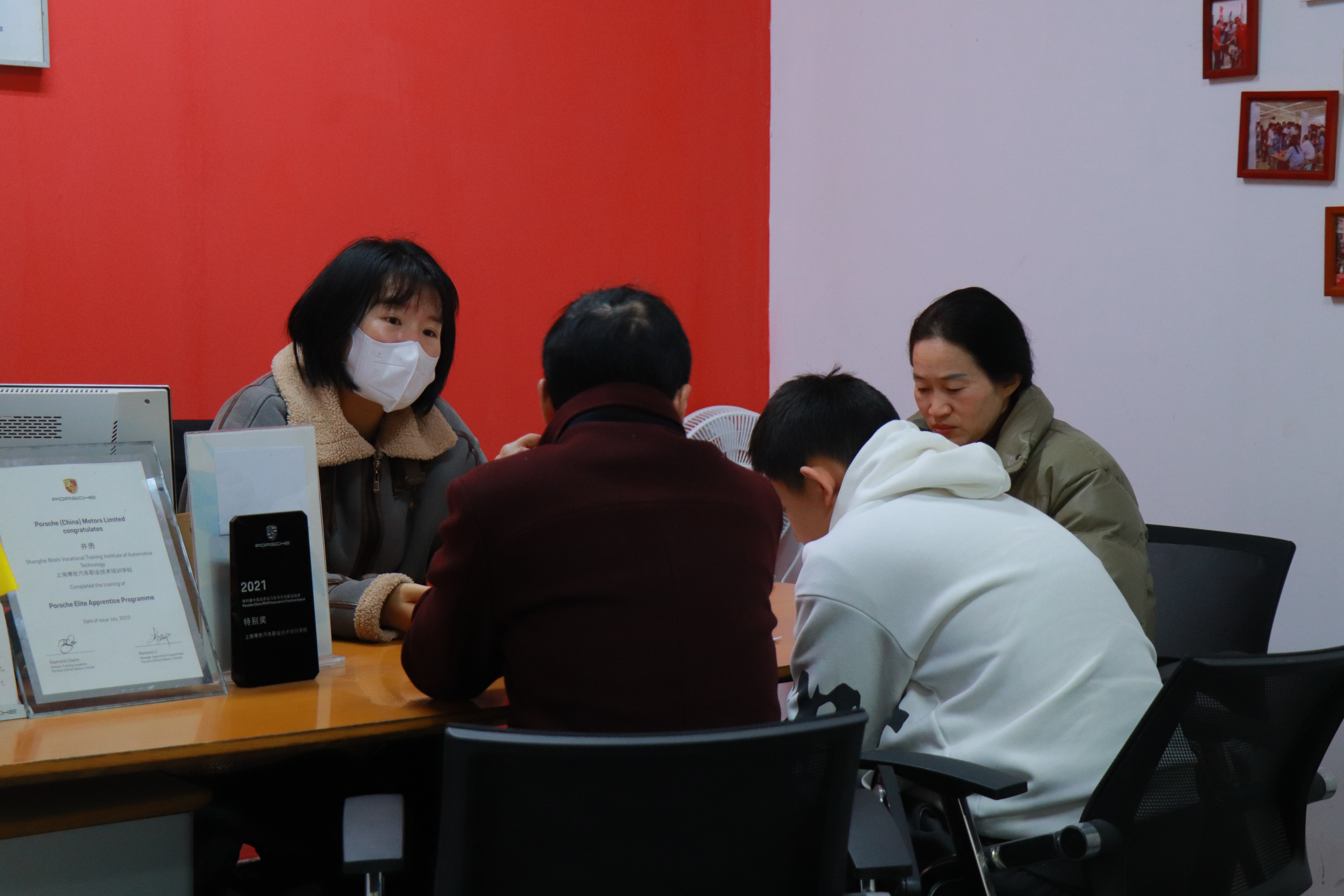 上海博世职业技术学校热门专业名额将满，人勤春来早，求学问技正当时